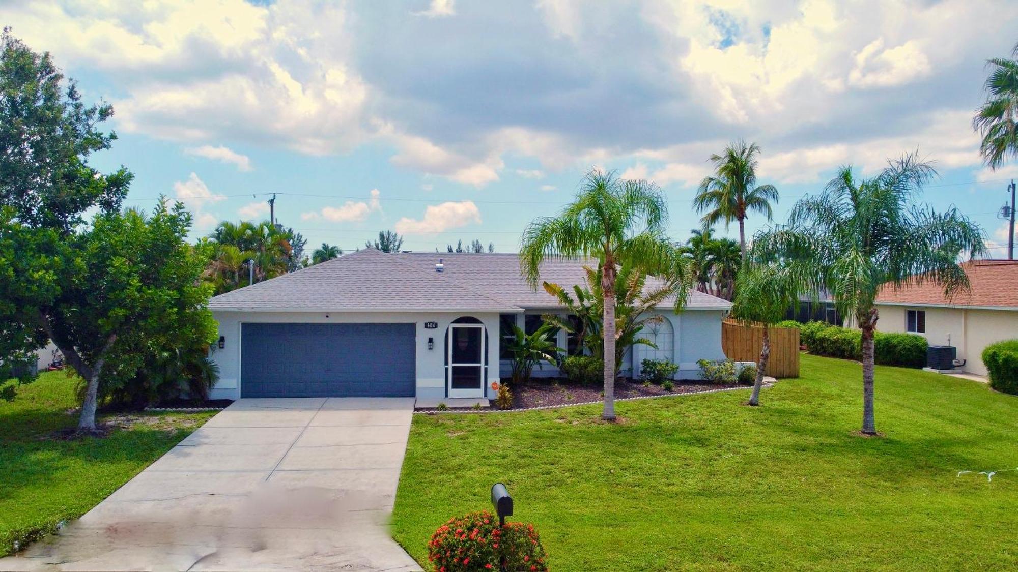 Beautiful Pool Home With Sleeping For 8 For Lovelypeople Cape Coral Bagian luar foto